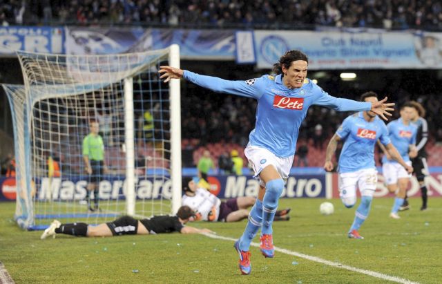 Καβάνι-σε την πρόκριση η Νάπολι, στο φινάλε χτύπησε η ΤΣΣΚΑ